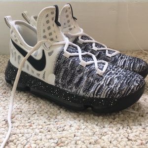 Kevin Durant KD 35 Basketball Shoes (Women's 9)